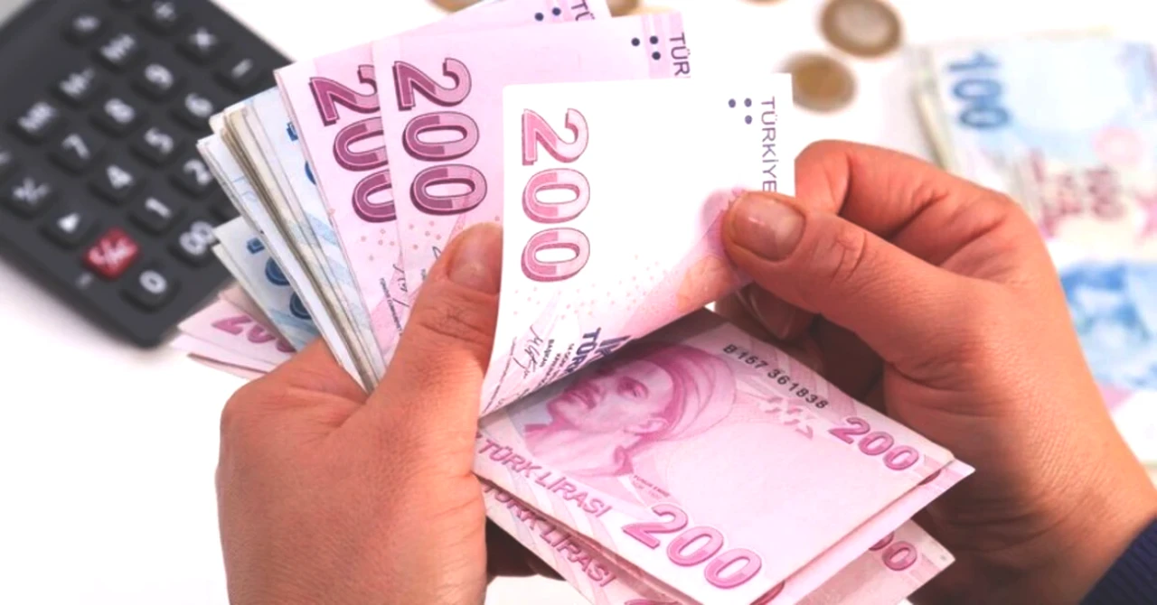 Asgari Ücrette Büyük Değişim: Ara Zam Olacak mı? 2025'te Ne Kadar Olacak?
